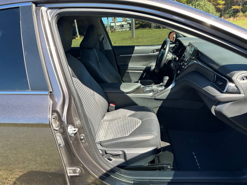 2023 Toyota Camry Image 16