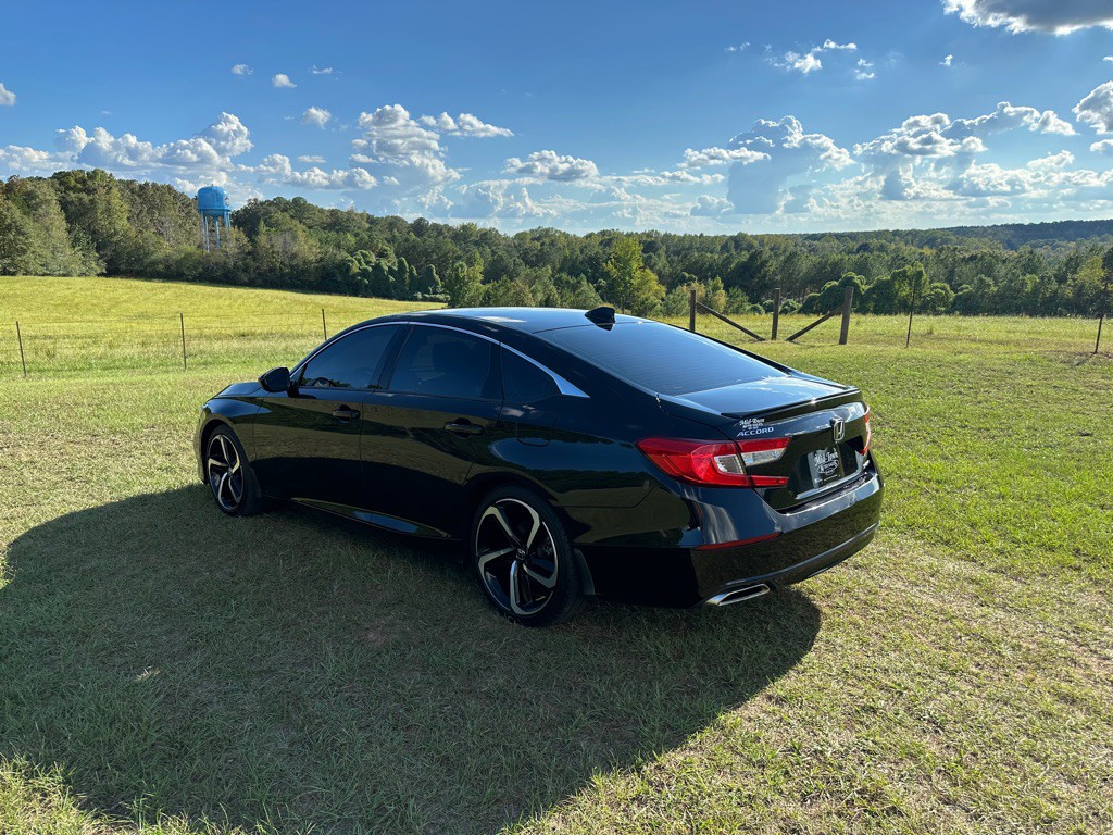 2021 Honda Accord Image 3