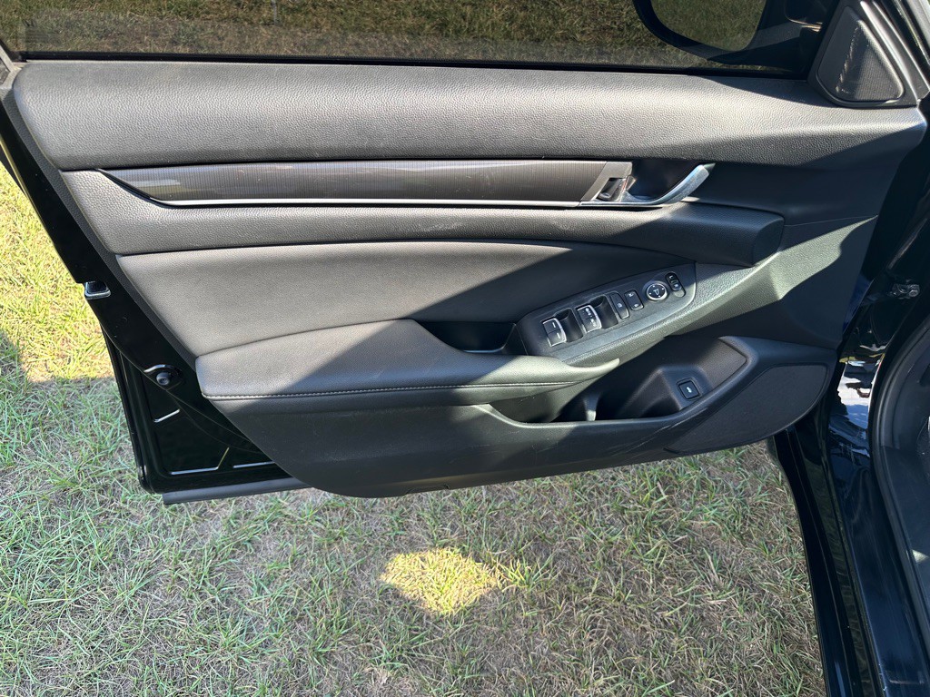 2021 Honda Accord Image 11