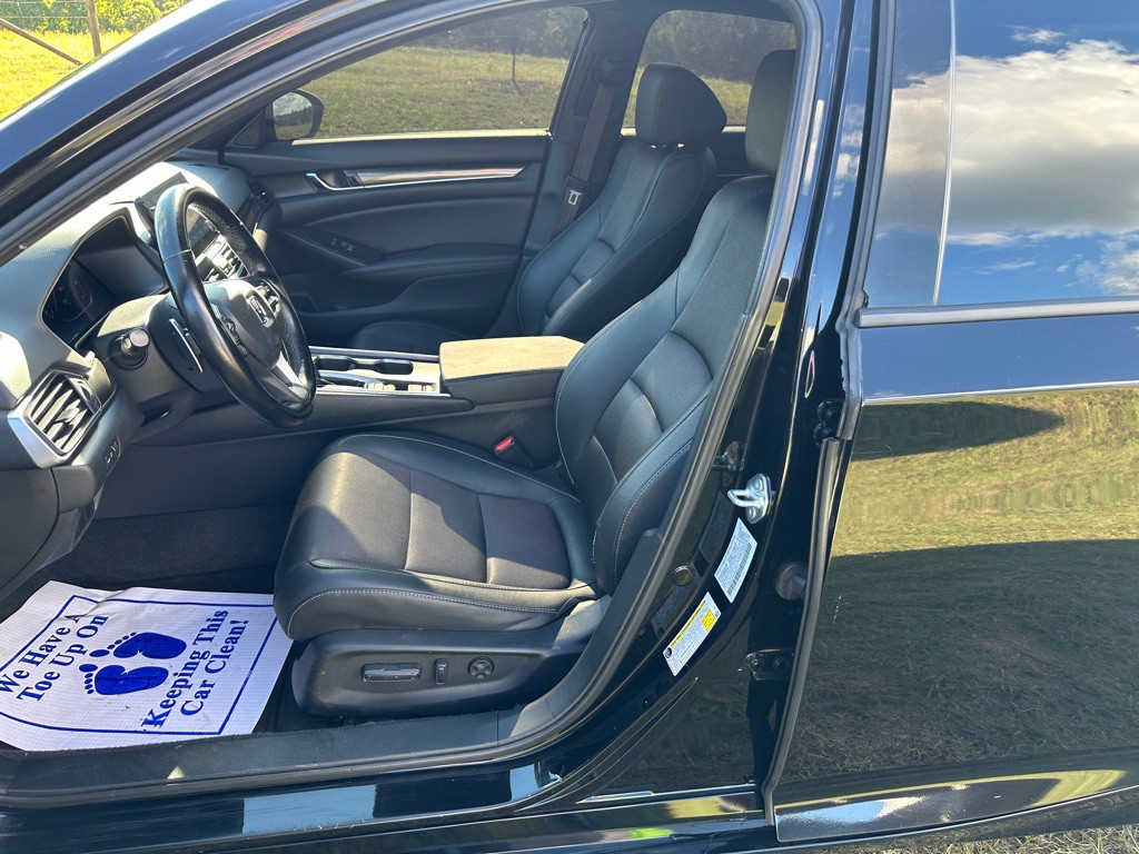 2021 Honda Accord Image 12