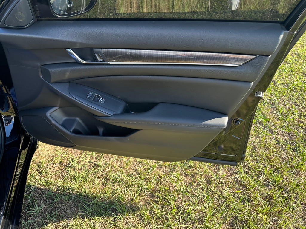 2021 Honda Accord Image 15