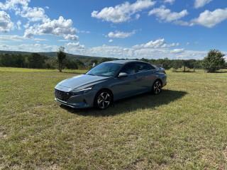 Image for 2023 Hyundai Elantra Limited ID: 6871472