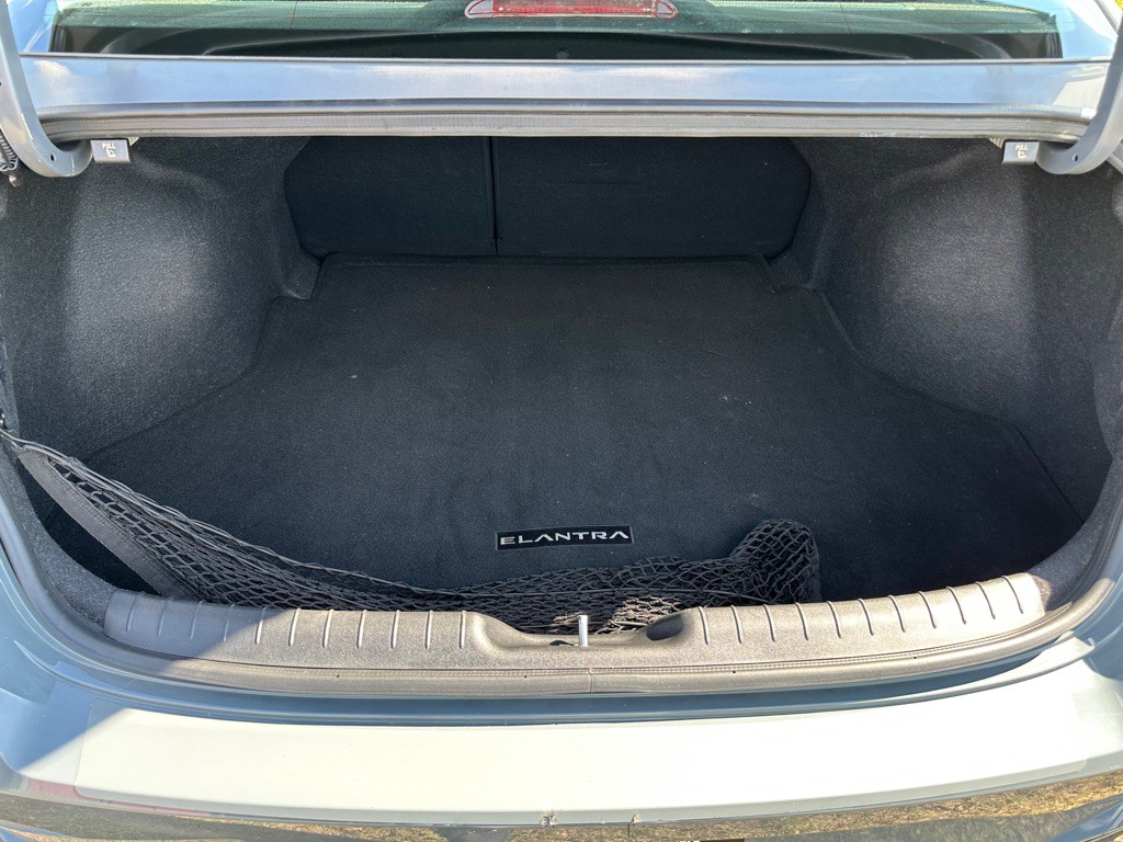 2023 Hyundai Elantra Image 20