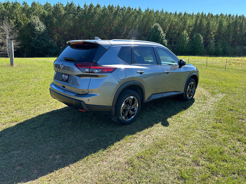 2024 Nissan Rogue Image 4
