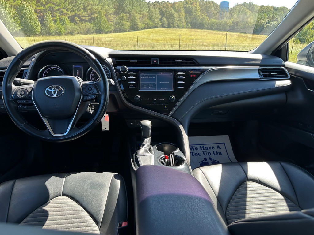 2019 Toyota Camry Image 14
