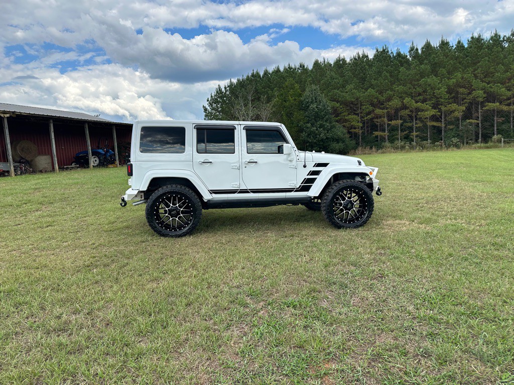 2017 Jeep Wrangler Unlimited Image 9