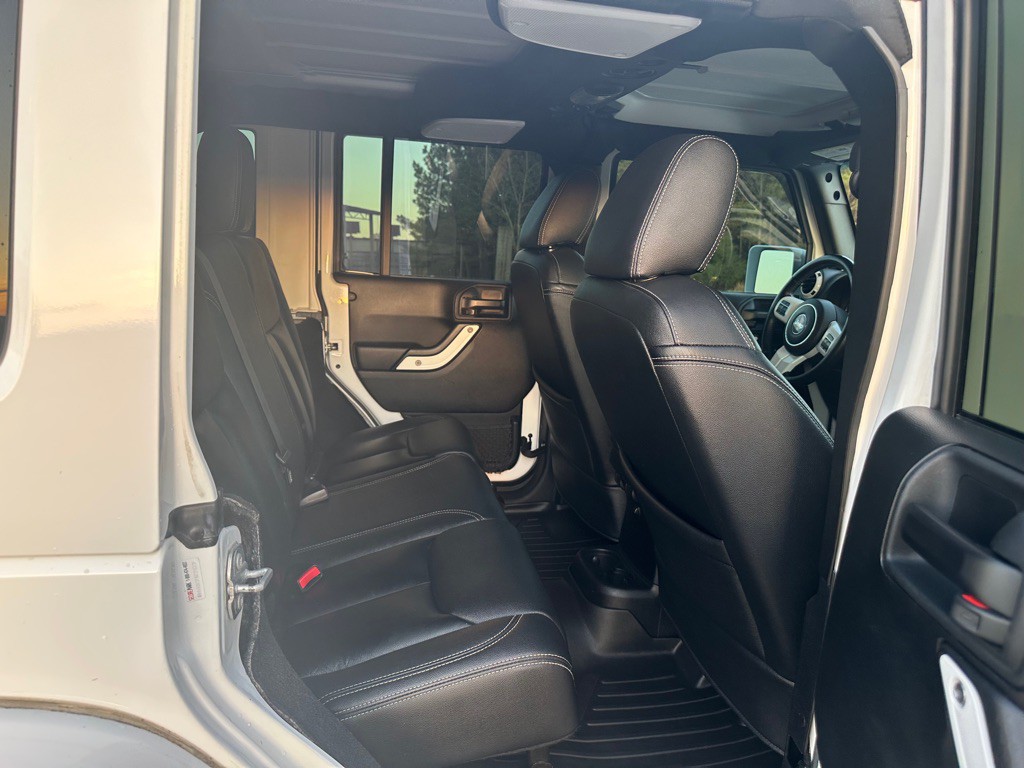 2017 Jeep Wrangler Unlimited Image 17