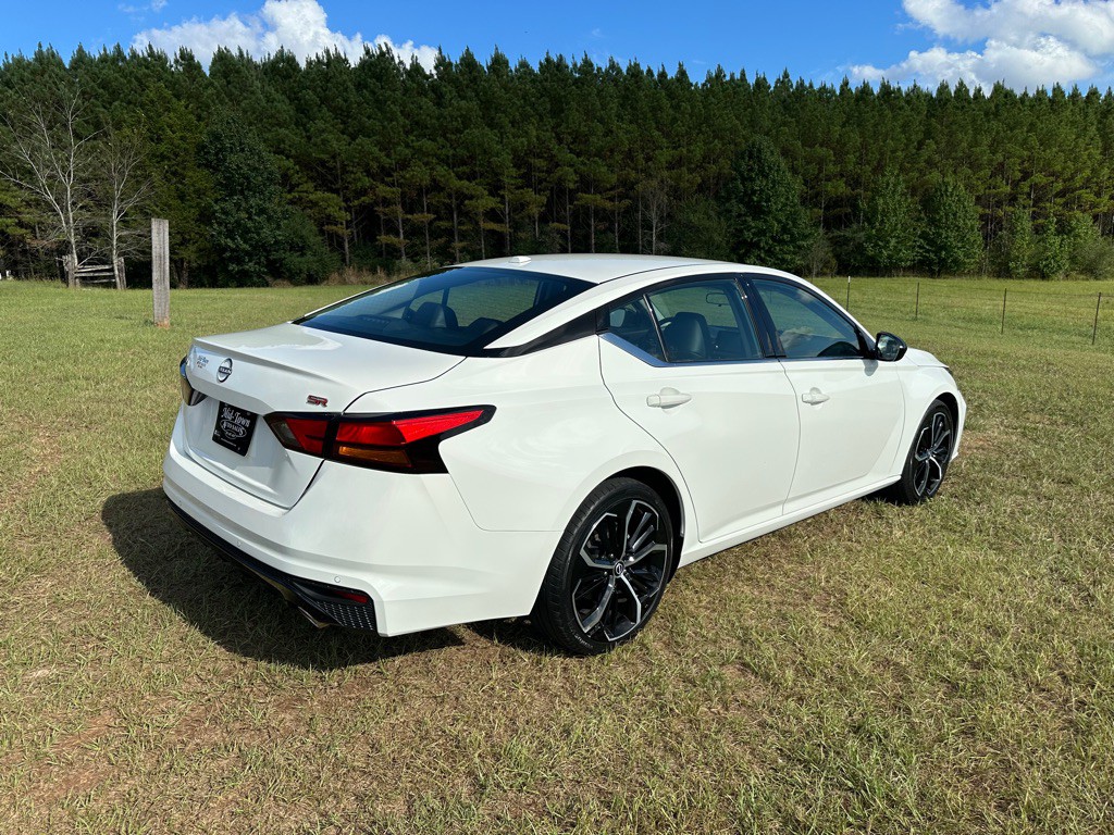 2024 Nissan Altima Image 4
