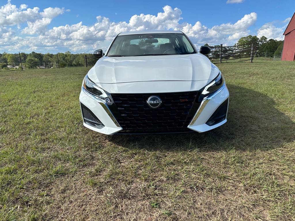 2024 Nissan Altima Image 5