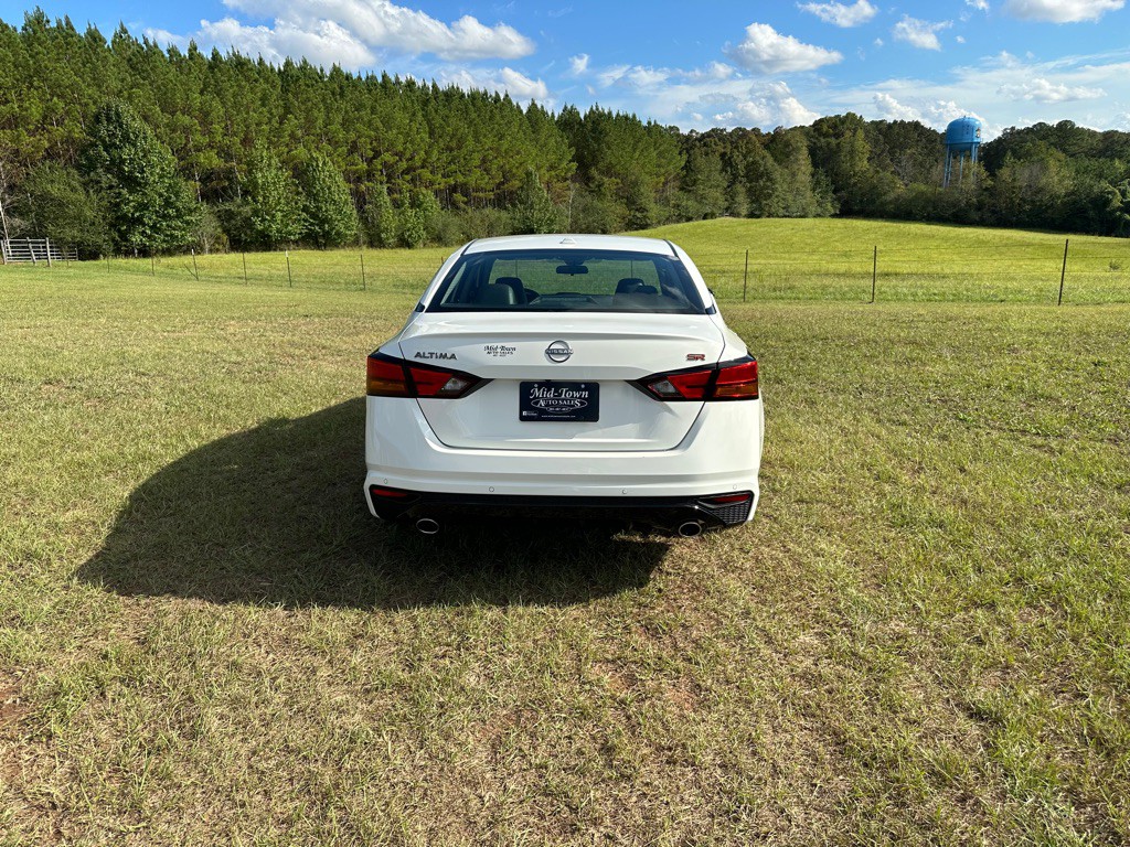 2024 Nissan Altima Image 6