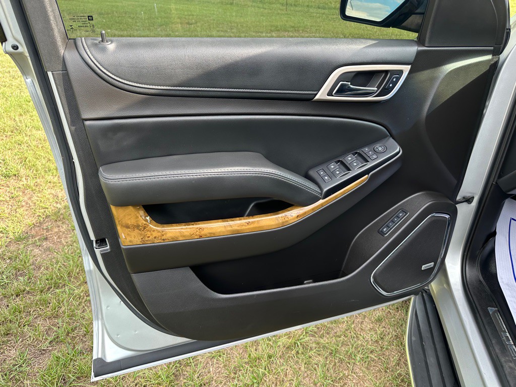2017 GMC Yukon Image 11