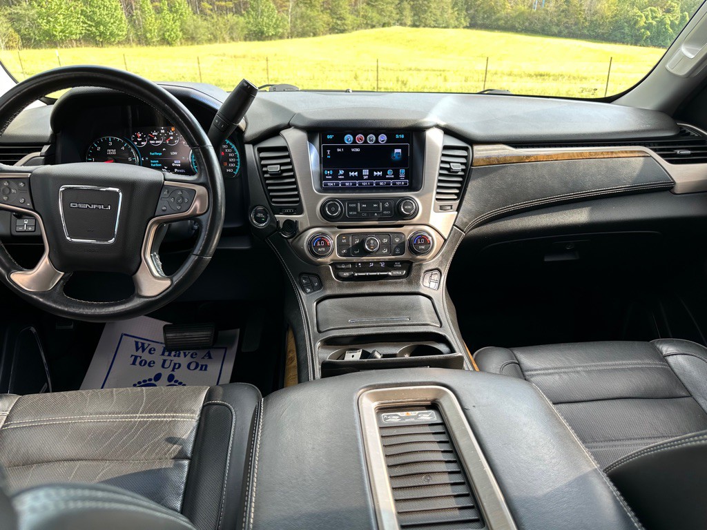 2017 GMC Yukon Image 15