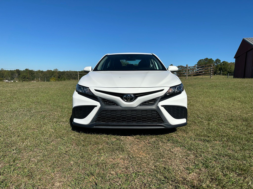 2021 Toyota Camry Image 5