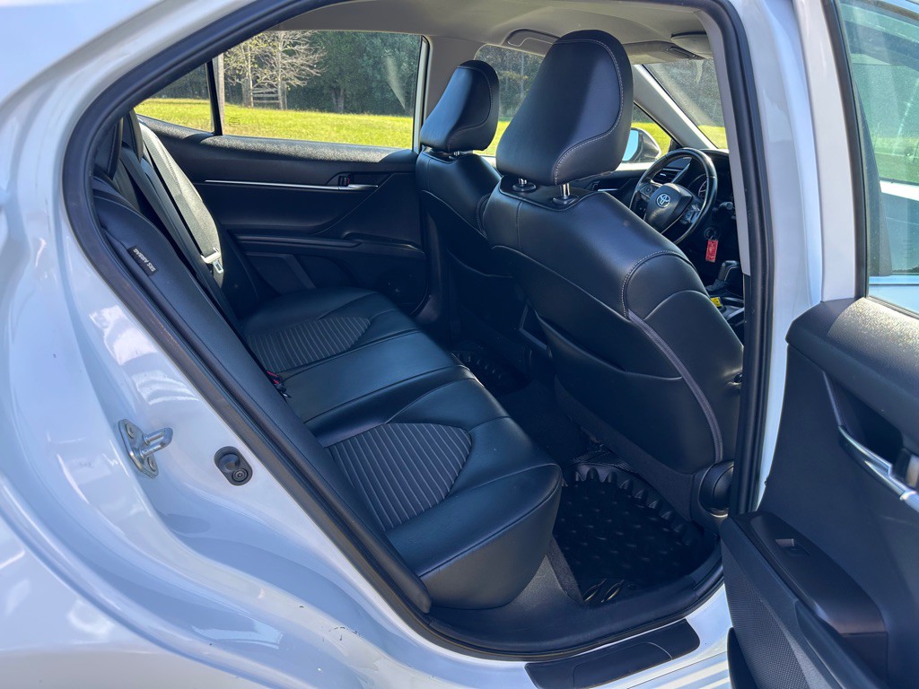 2021 Toyota Camry Image 17