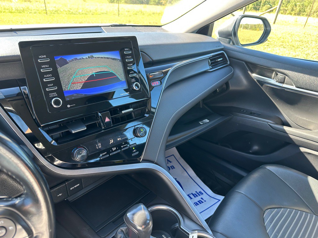 2021 Toyota Camry Image 20