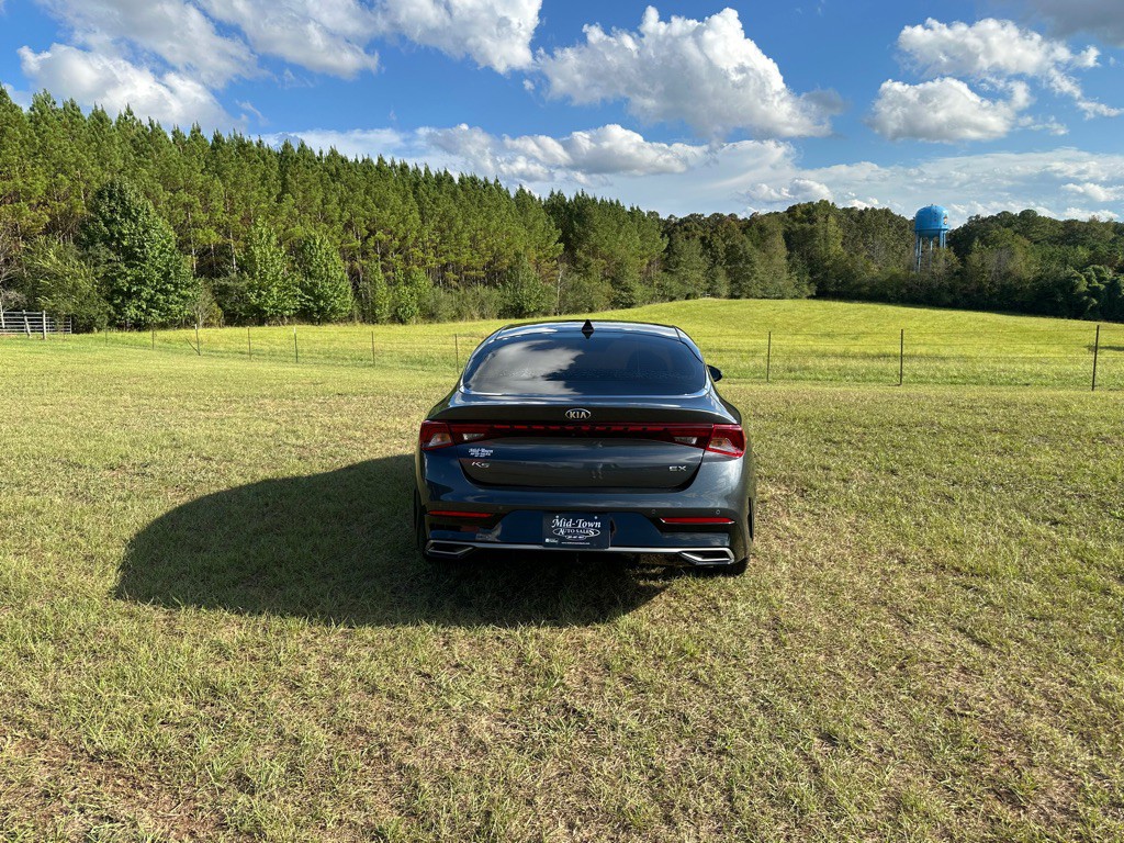 2021 Kia K5 Image 6