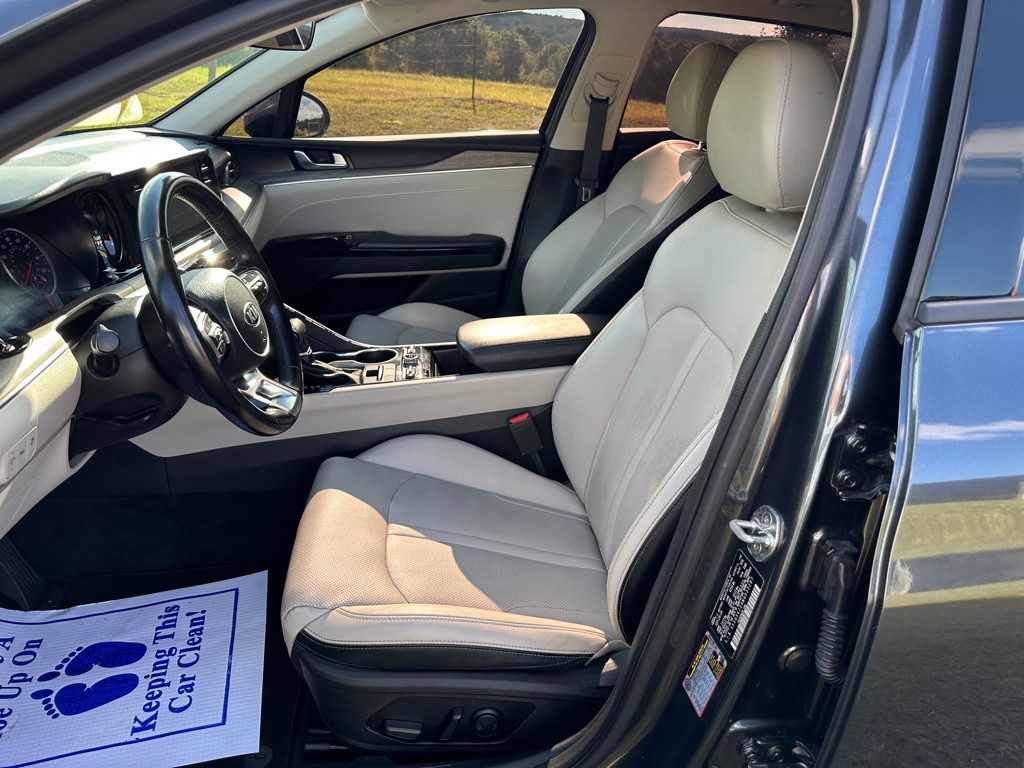 2021 Kia K5 Image 12