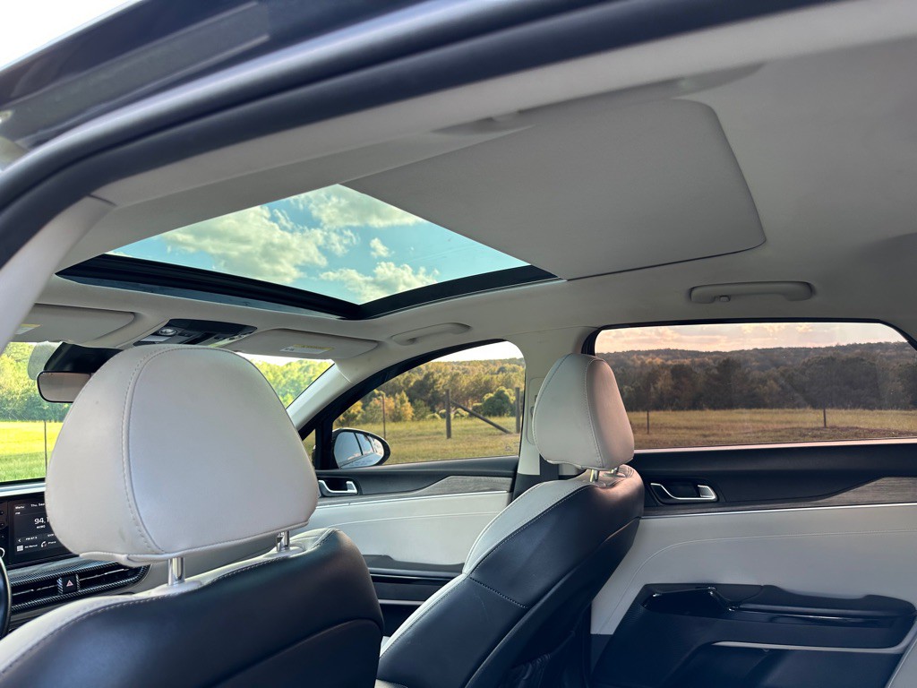 2021 Kia K5 Image 16