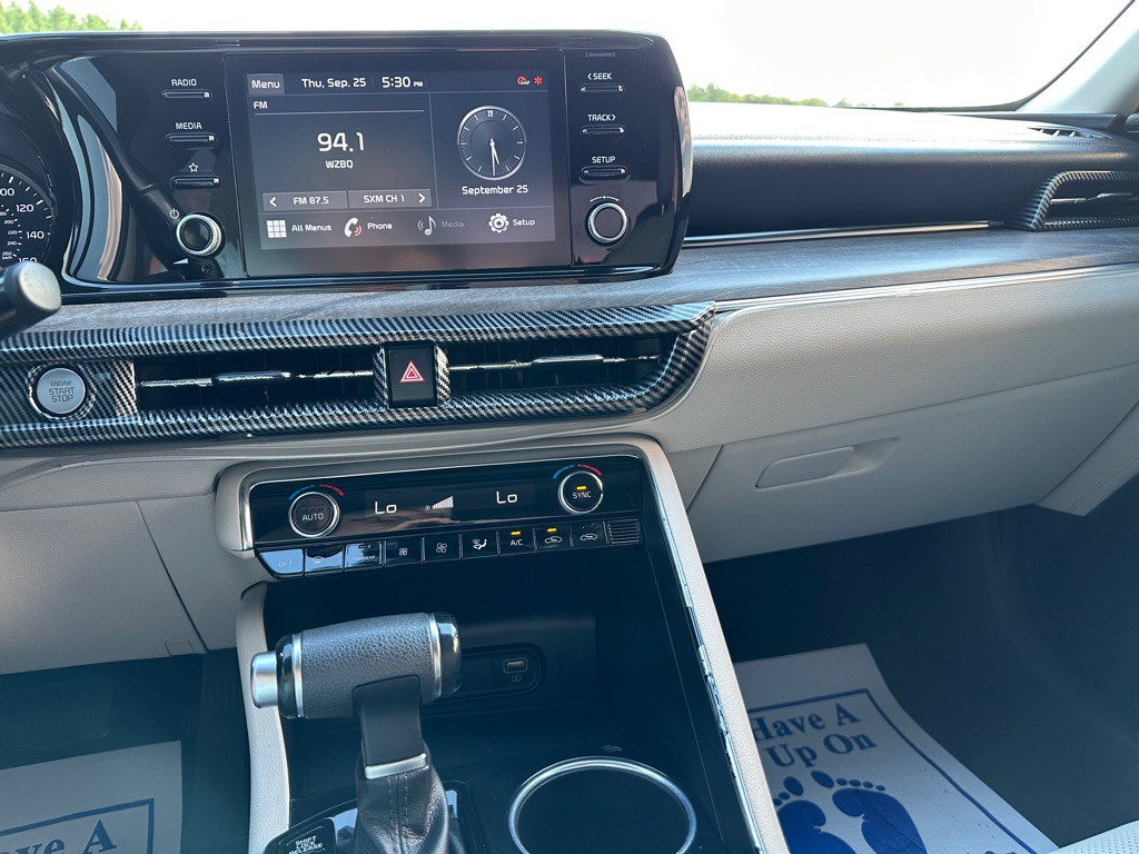 2021 Kia K5 Image 22