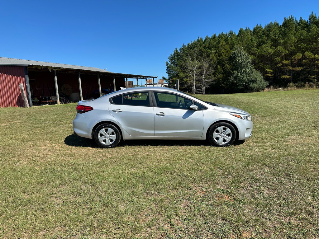 2018 Kia Forte Image 9