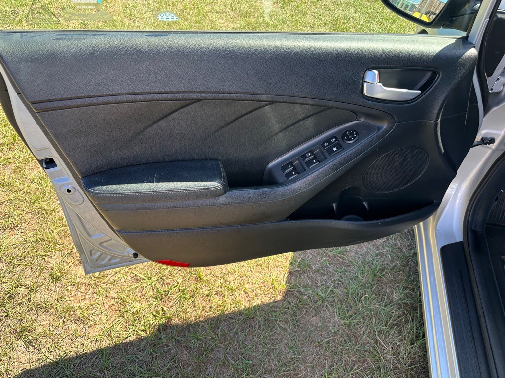 2018 Kia Forte Image 11