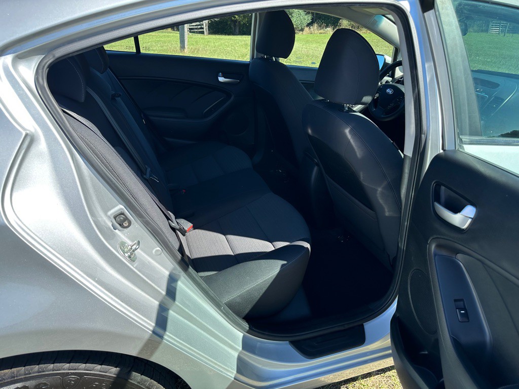 2018 Kia Forte Image 17