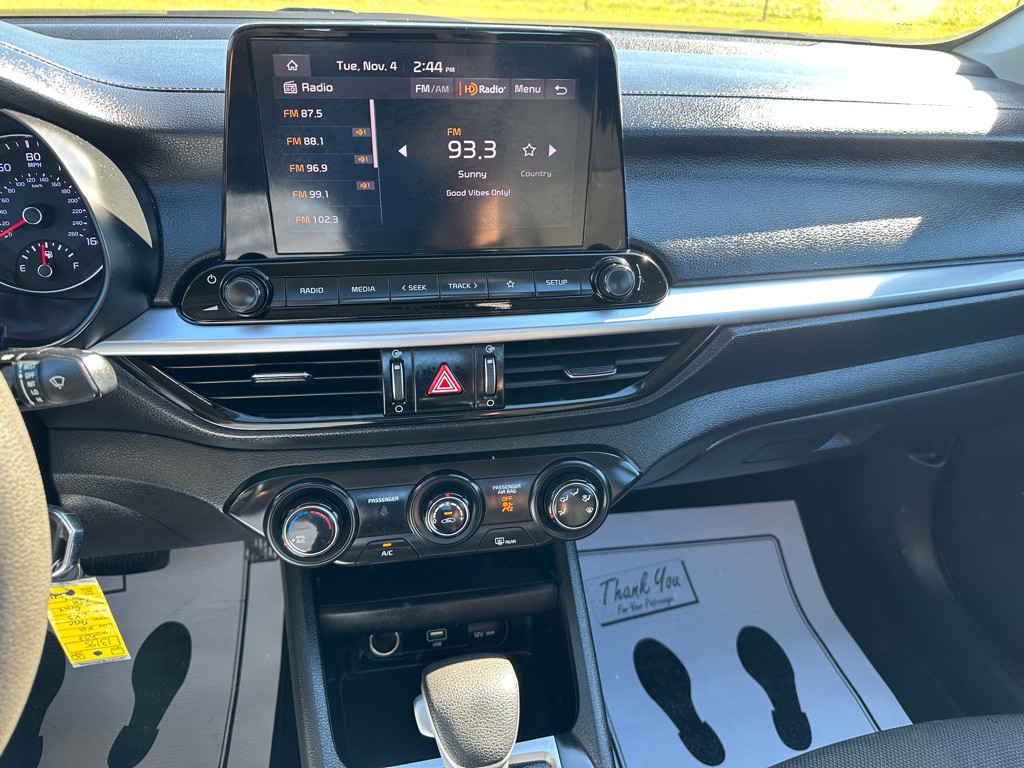 2023 Kia Forte Image 19