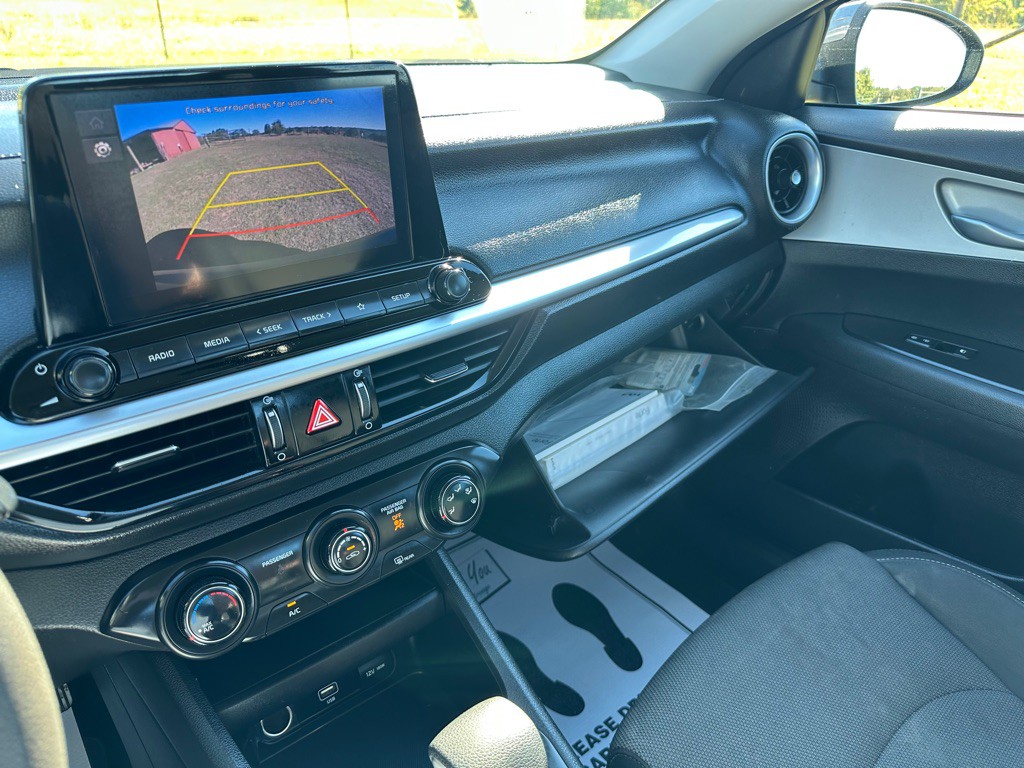 2023 Kia Forte Image 20