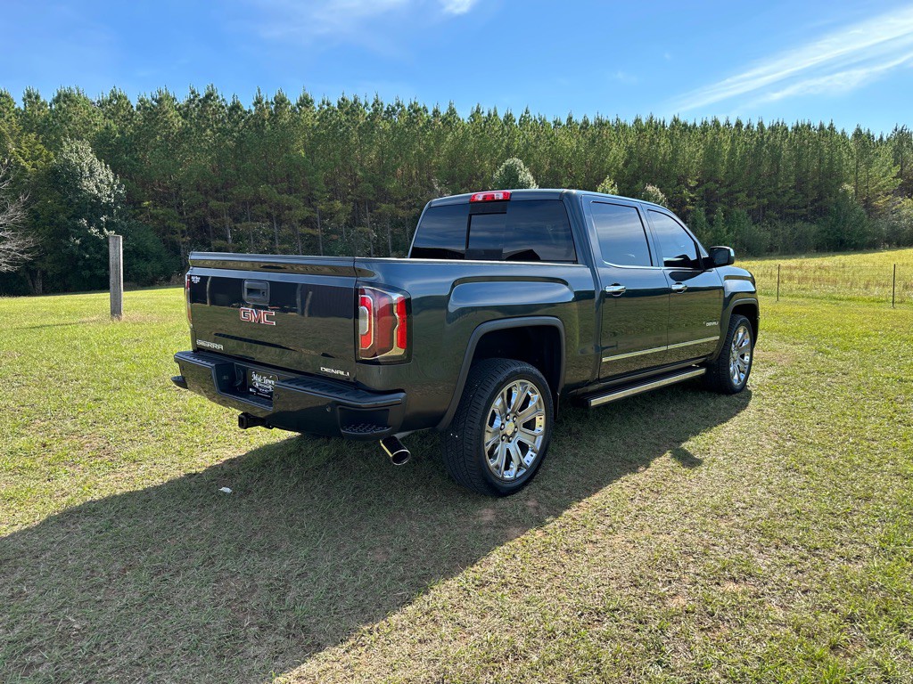2018 GMC Sierra Image 4