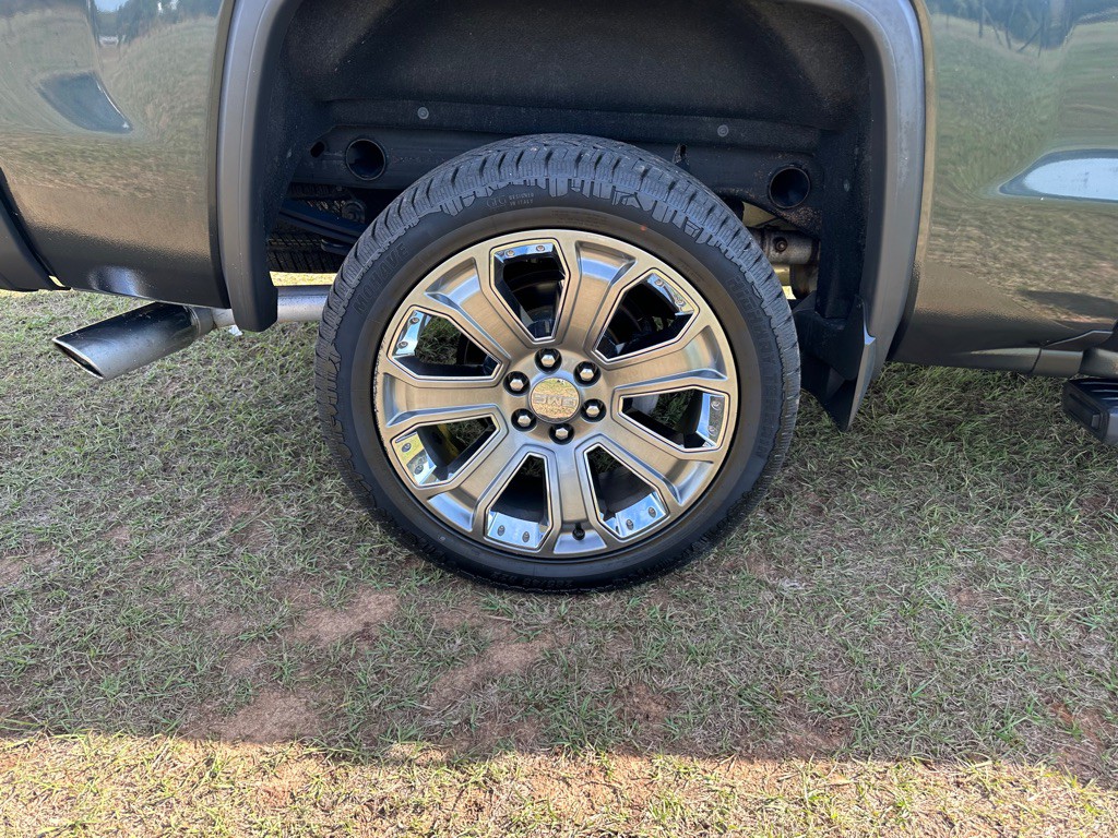 2018 GMC Sierra Image 10