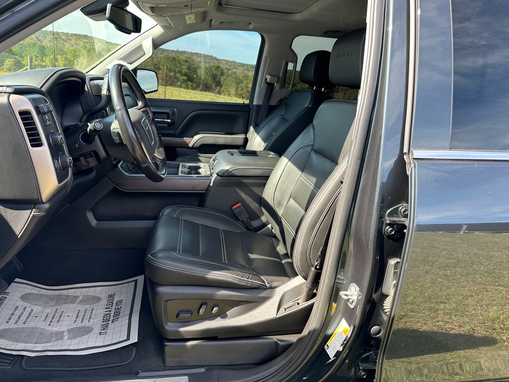 2018 GMC Sierra Image 13