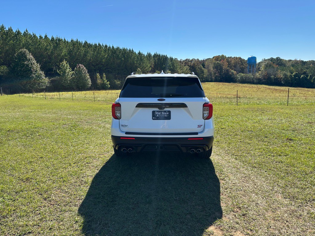 2020 Ford Explorer Image 6