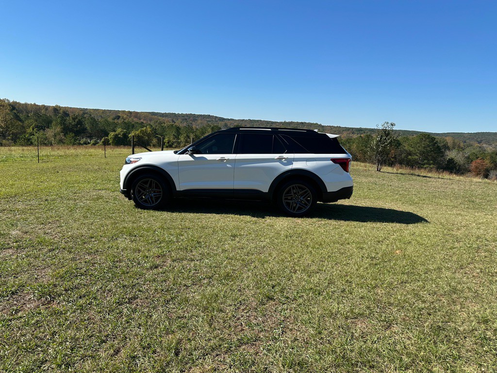 2020 Ford Explorer Image 7