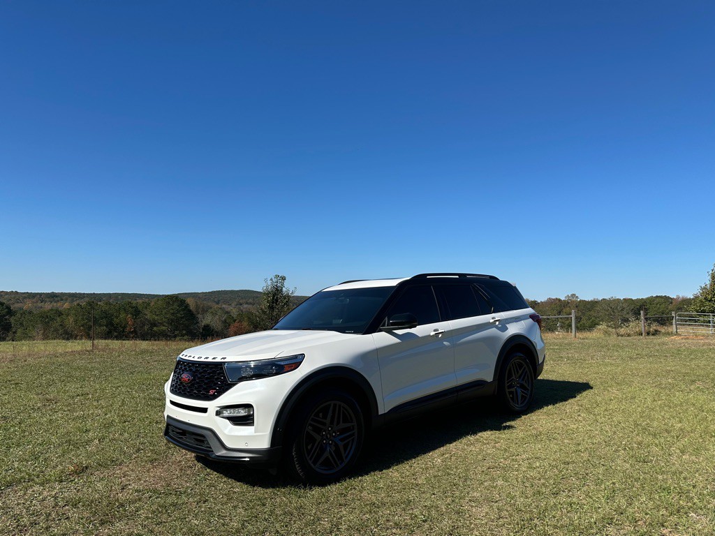 2020 Ford Explorer Image 8