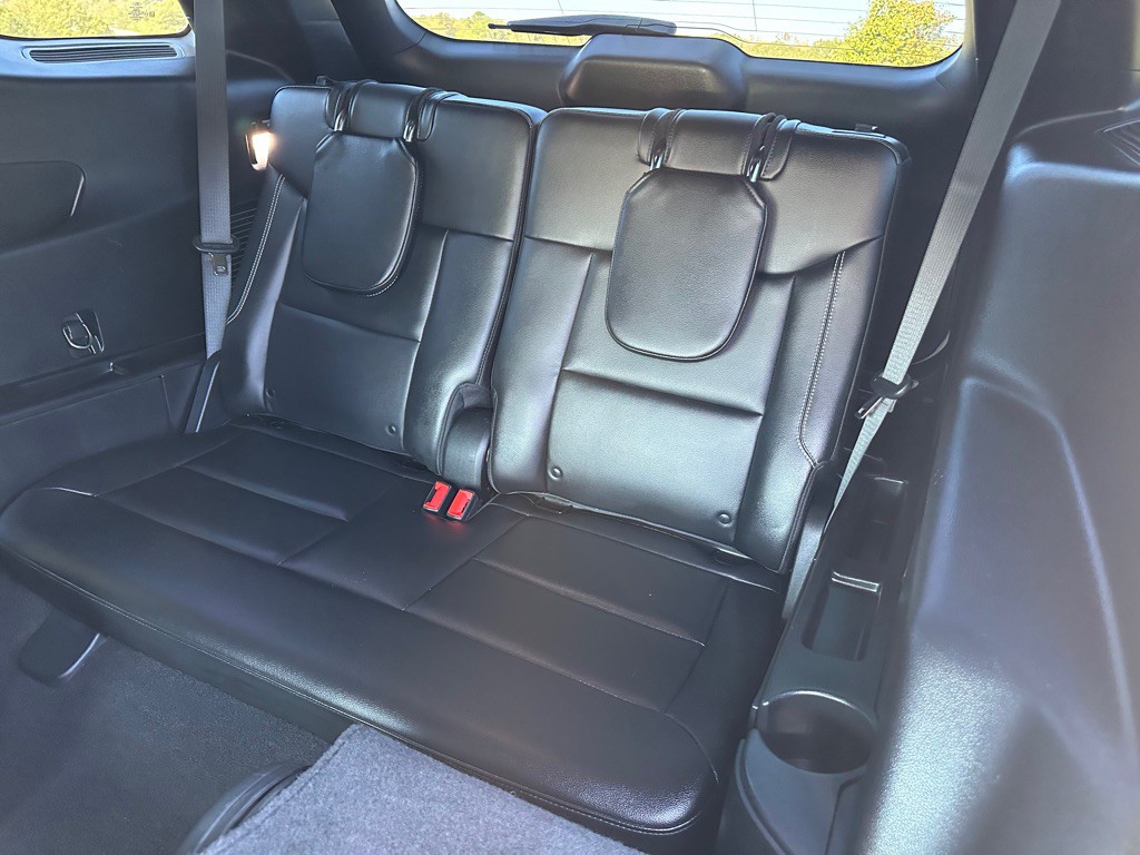 2020 Ford Explorer Image 14