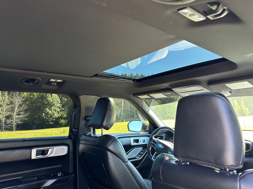 2020 Ford Explorer Image 17