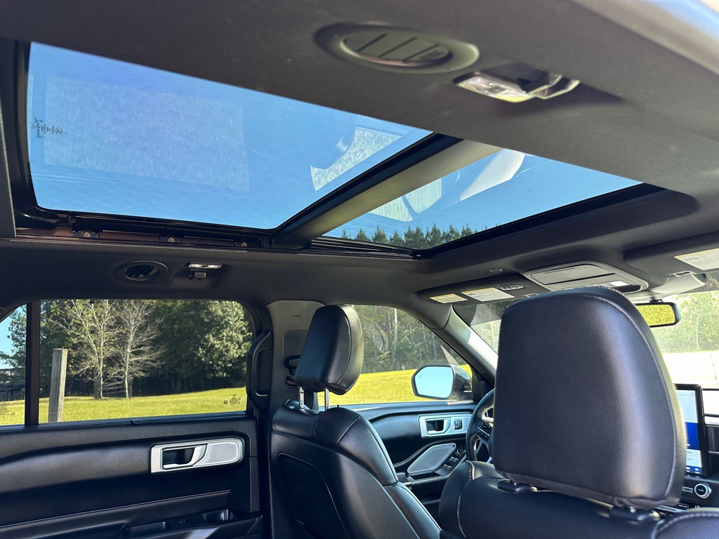 2020 Ford Explorer Image 18