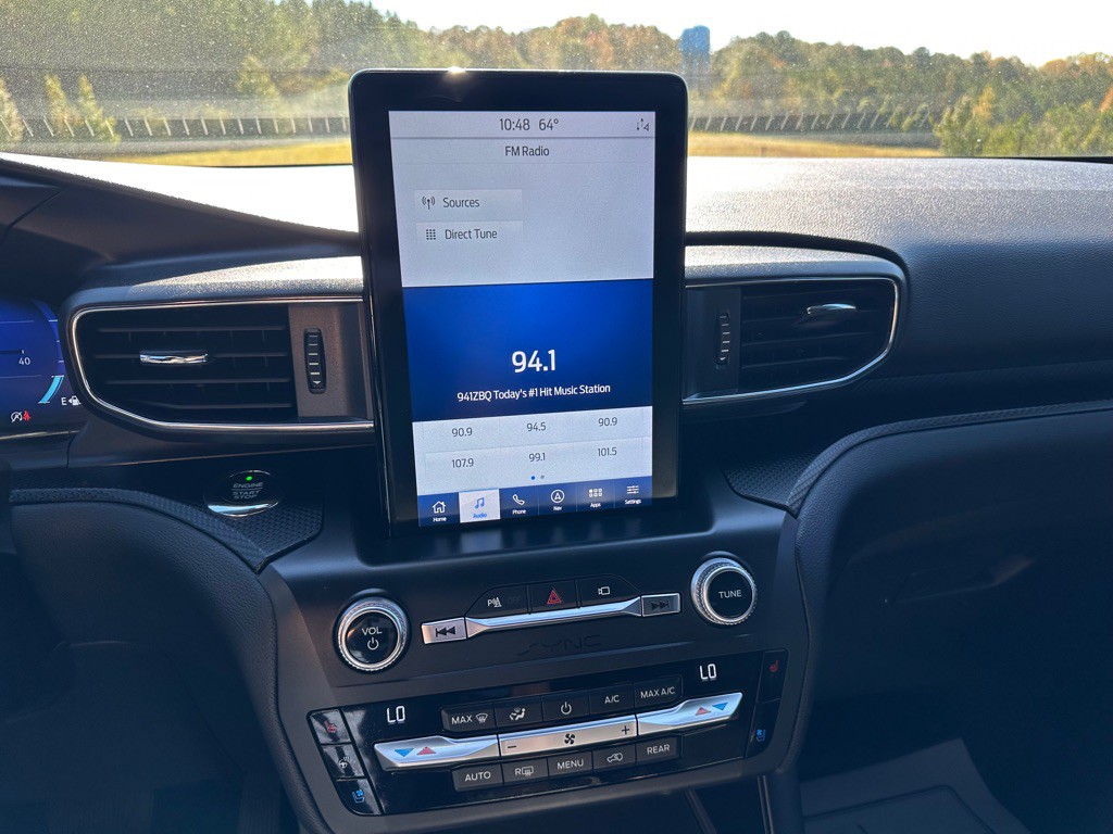 2020 Ford Explorer Image 24