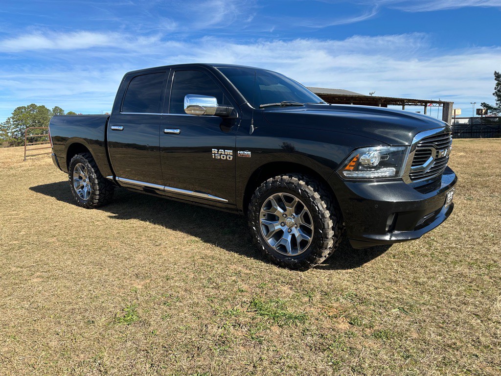 2017 RAM 1500 Image 2