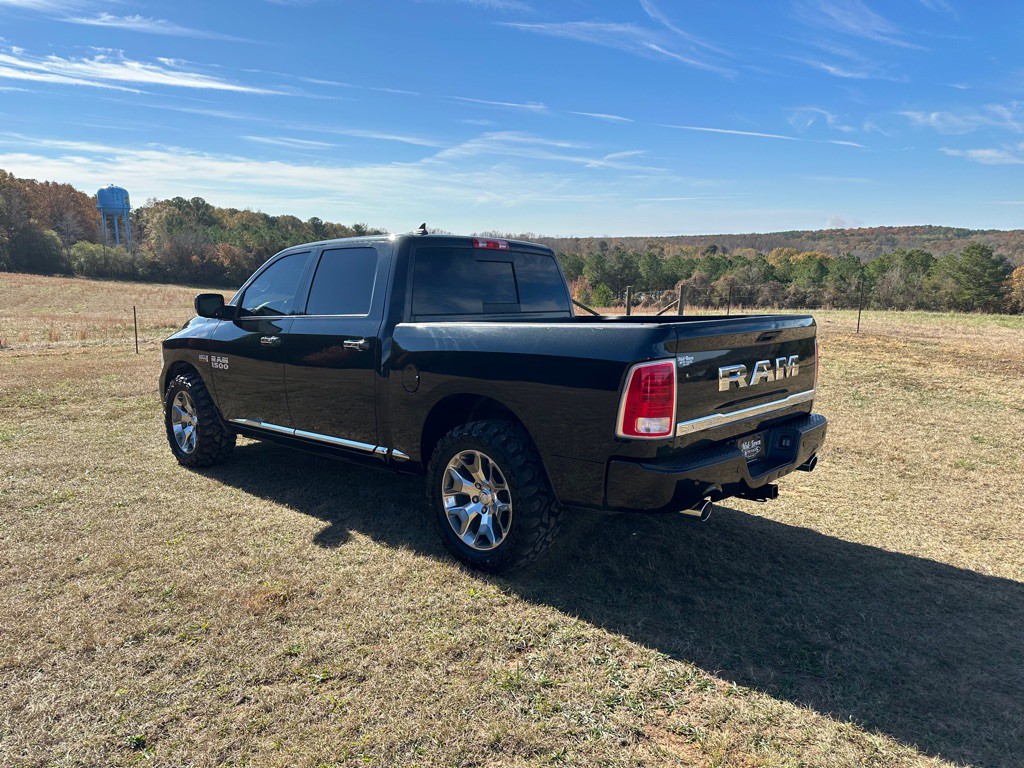 2017 RAM 1500 Image 3