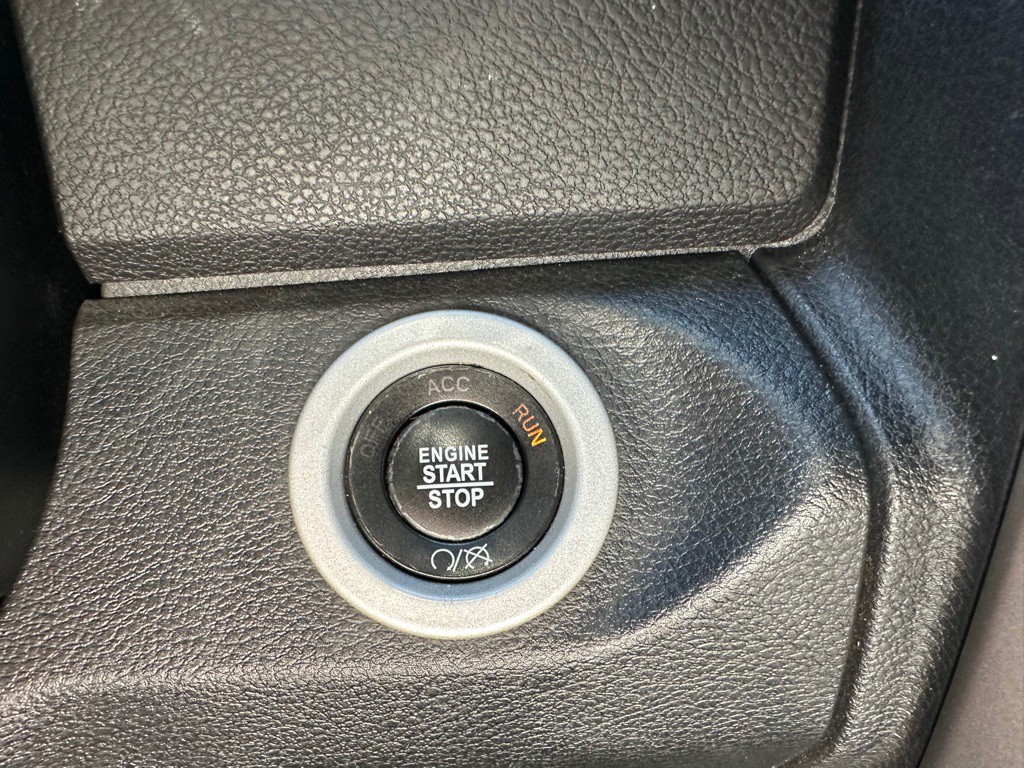 2017 RAM 1500 Image 25