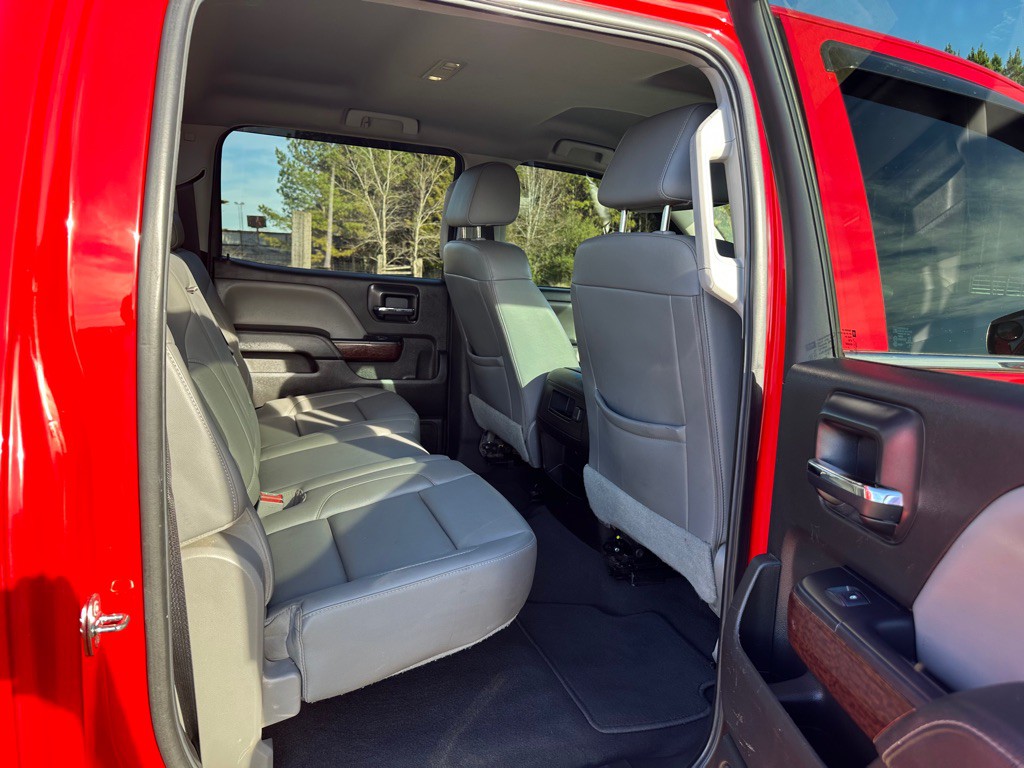 2018 GMC Sierra Image 17