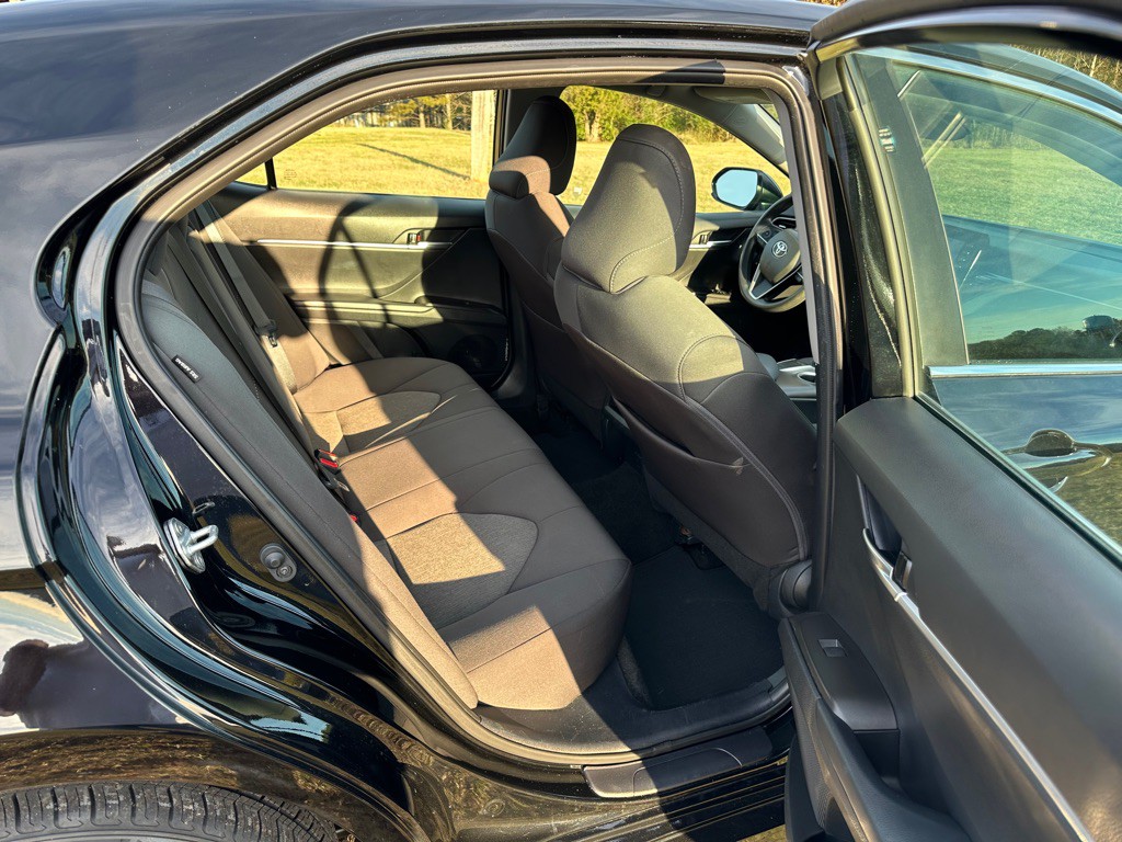 2023 Toyota Camry Image 17