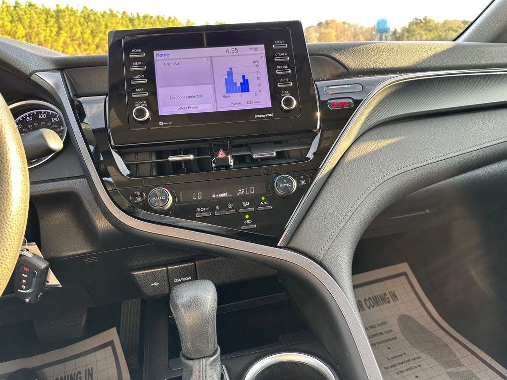 2023 Toyota Camry Image 19