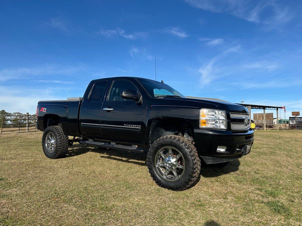 2012 Chevrolet Silverado 1500 Image 2