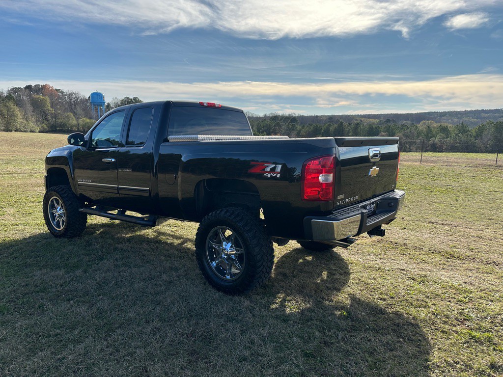 2012 Chevrolet Silverado 1500 Image 3
