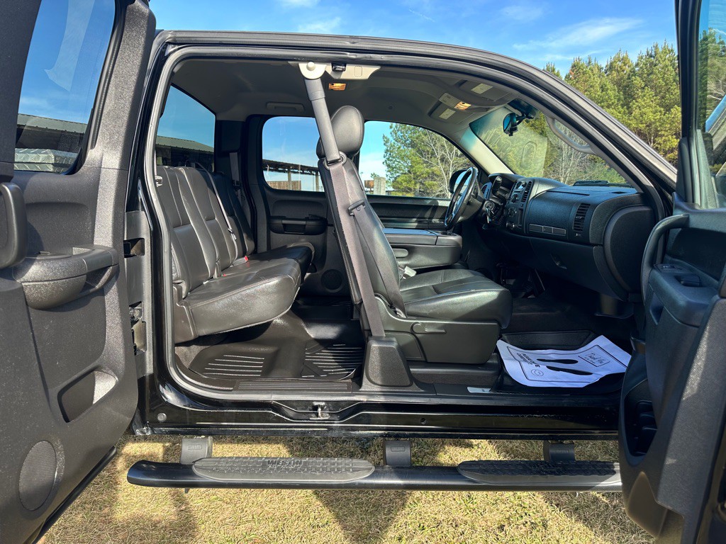 2012 Chevrolet Silverado 1500 Image 17