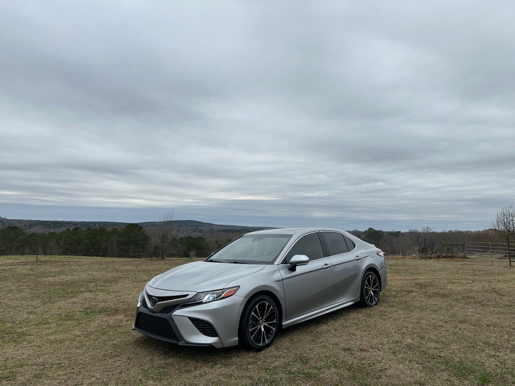 2020 Toyota Camry Image 8