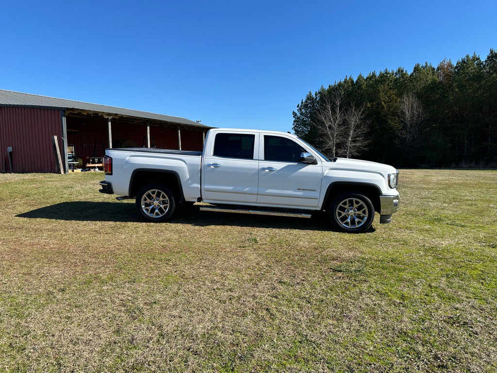 2017 GMC Sierra Image 9