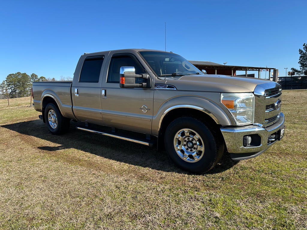 2012 Ford F-250 Image 2